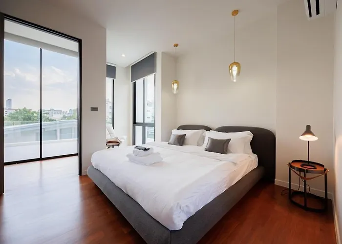 Sukhumvit Stella S5 Bangkok